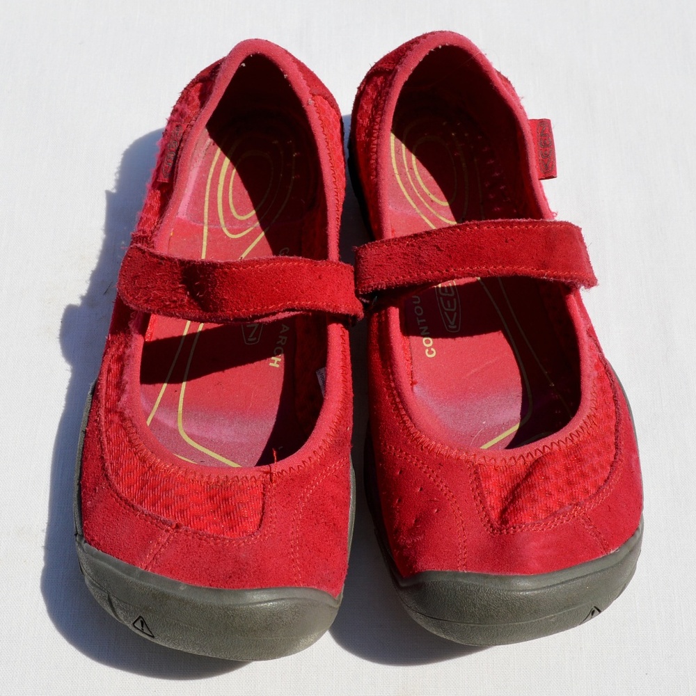 Keen Contour Arch Red Shoes Size 39 8.5